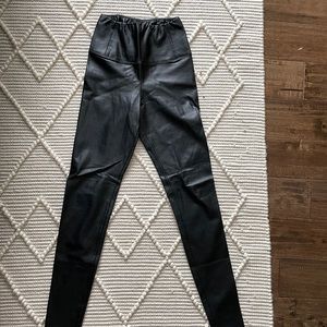 Wilfred “Daria” pant, black, vegan leather XS